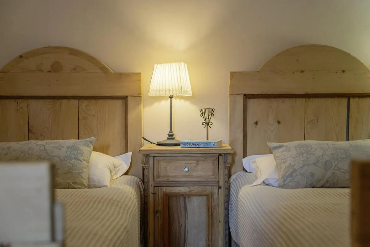 Villa Benka In Radetici - Haus Fuer 8-9 Personen Croatia