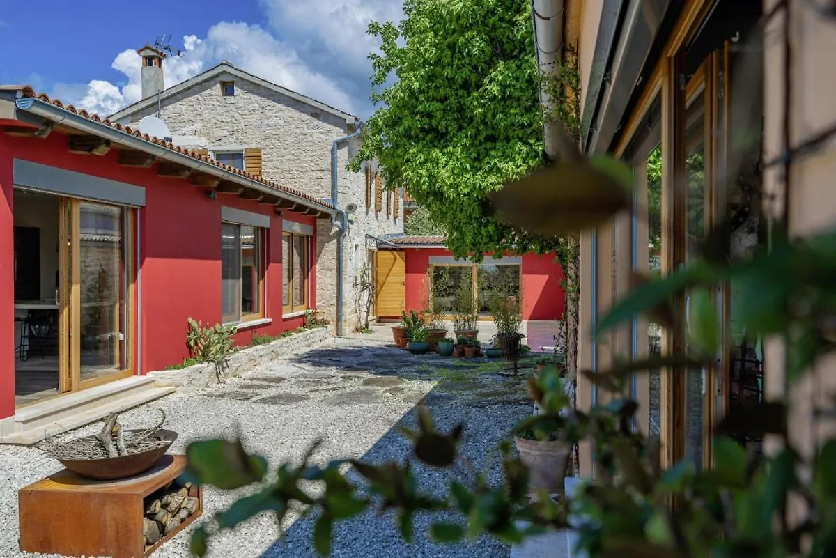 Villa Benka In Radetici - Haus Fuer 8-9 Personen