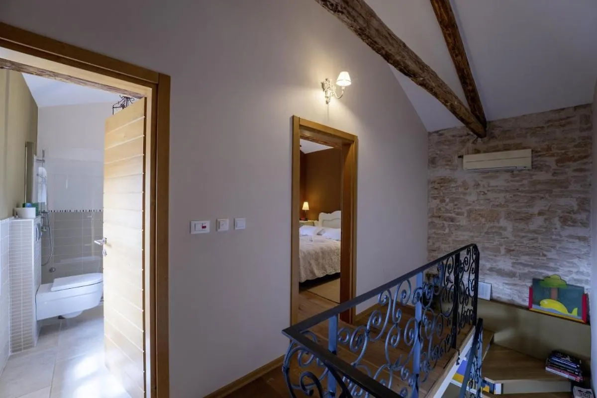 Villa Benka In Radetici - Haus Fuer 8-9 Personen Croatia