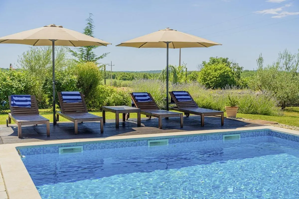Villa Benka In Radetici - Haus Fuer 8-9 Personen